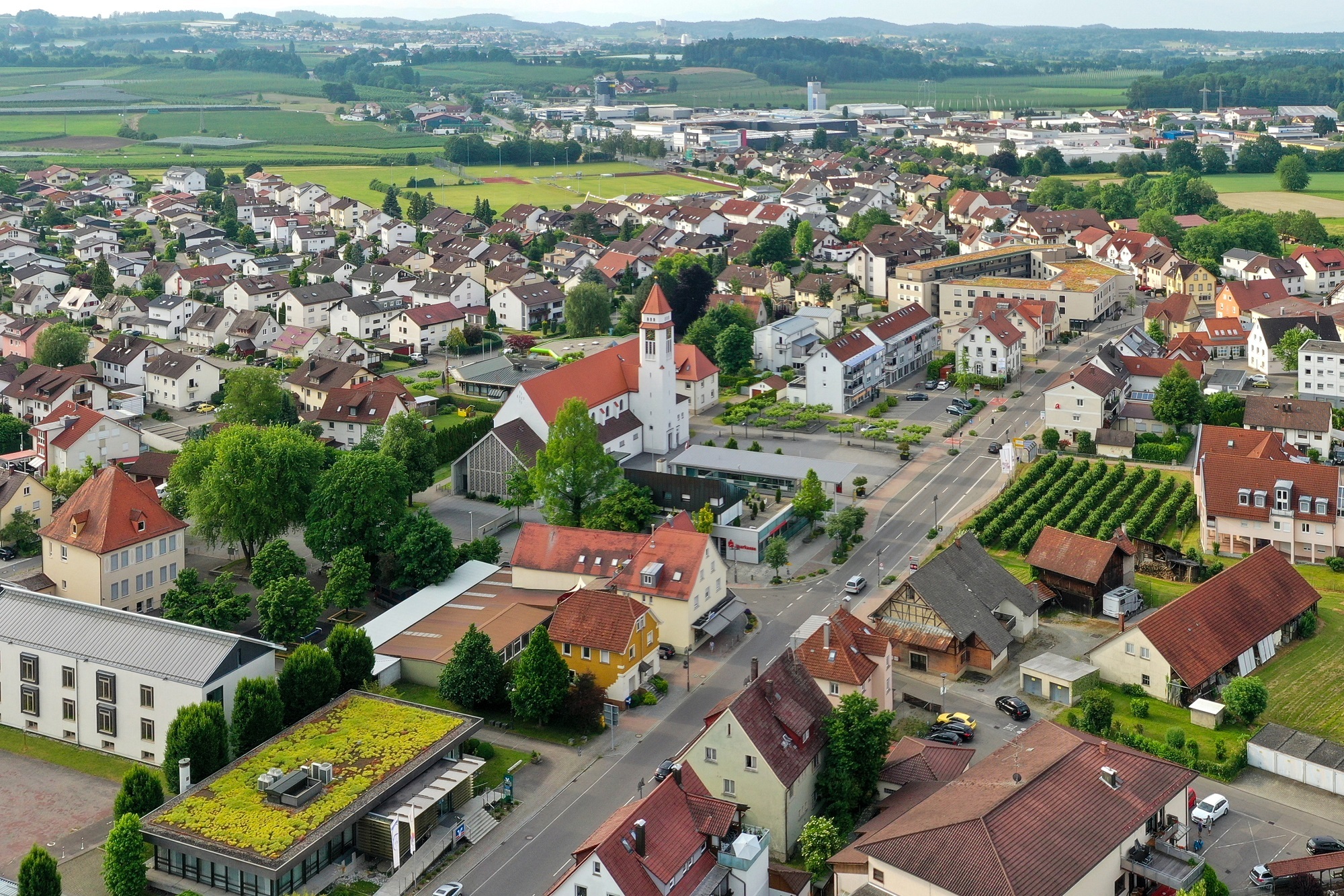 Gemeinde Meckenbeuren: Aufnahme mit Drohne Gemeinde Meckenbeuren: Aufnahme mit Drohne