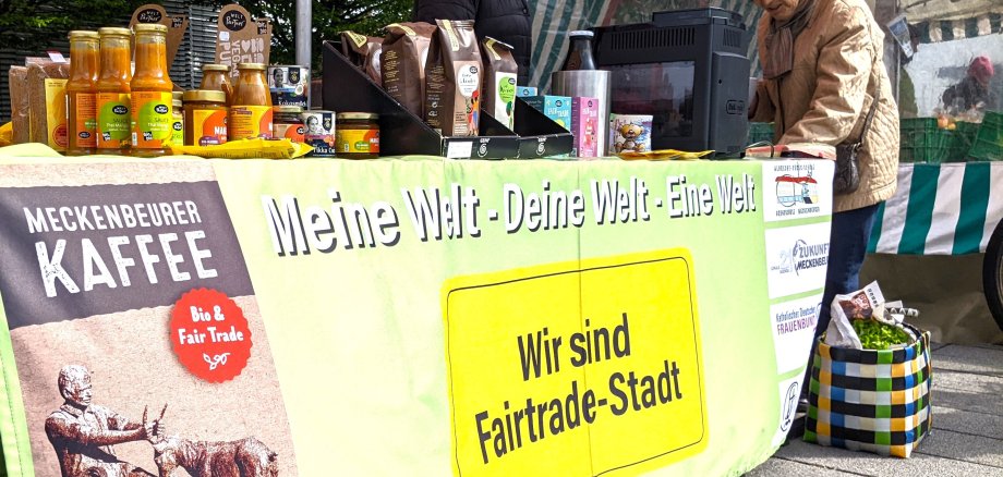 Der Fairtradestand auf dem Wochnenmarkt