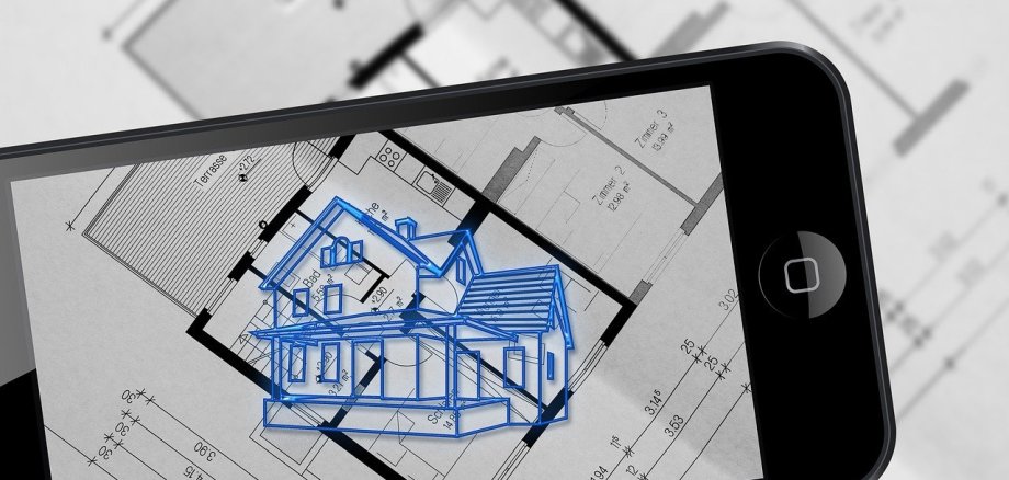 Ipadbildschirm, der eine Architekturskizze vergrößert