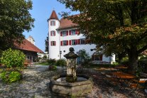 Schloss Brochenzell.jpg